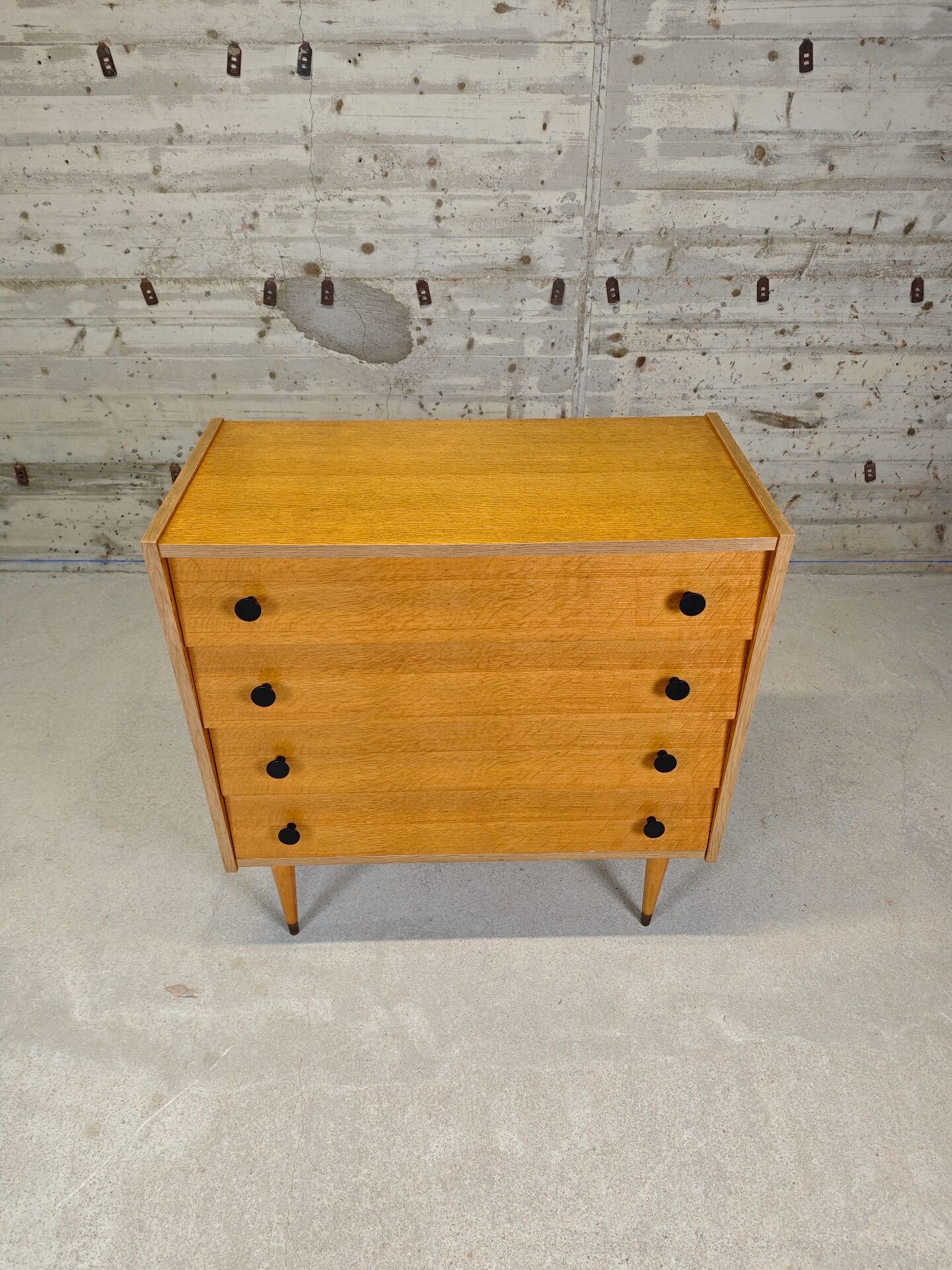 Vintage chest of drawers
