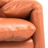 Cassina Maralunga leather armchair