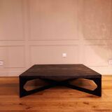 Table en bois noire