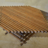 Table ajourée en bois 1980