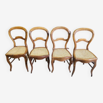 Serie de 4 chaises louis philippe en noyer avec cannage