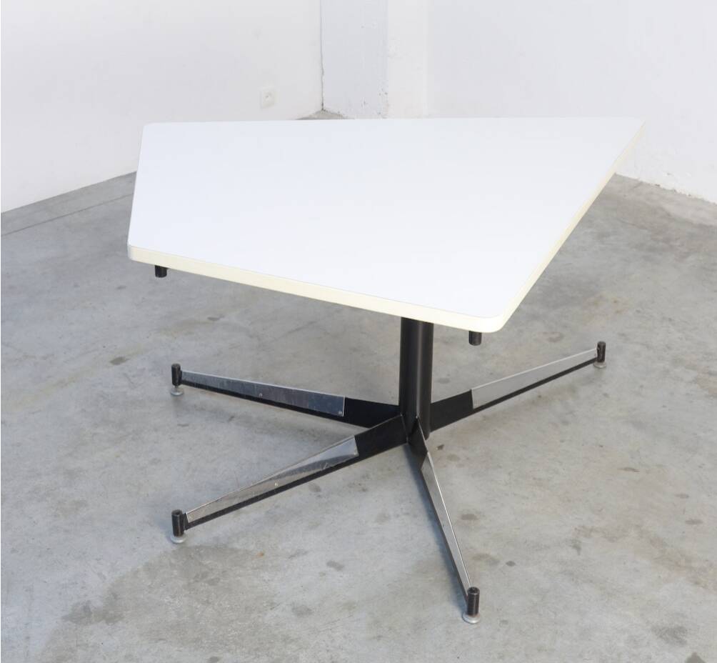 Hic dining table - Willy Van der Meeren - 1967