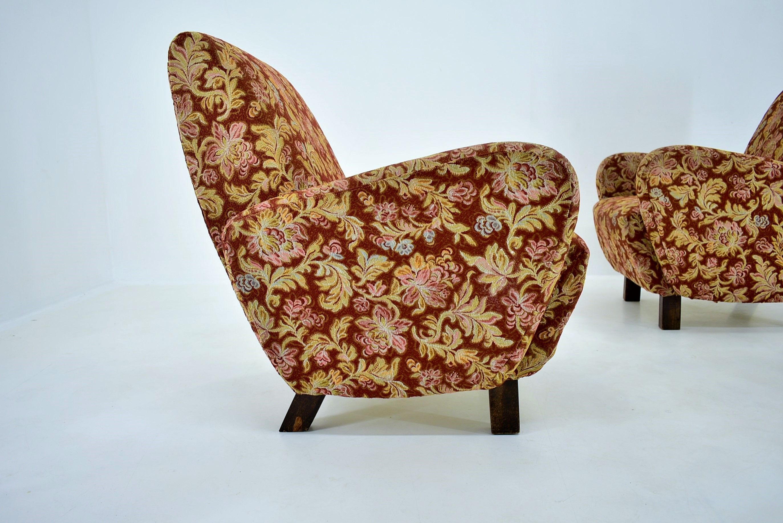 Set of Two Art Deco Armchairs H-283 by Jindřich Halabala, 1930s