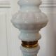 Lampadaire vintage art déco opaline et bronze