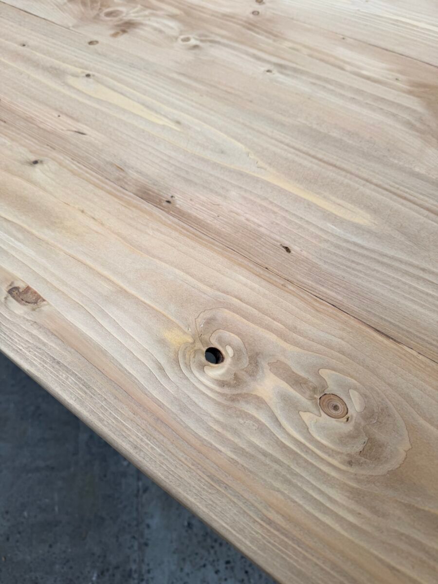 Large community table