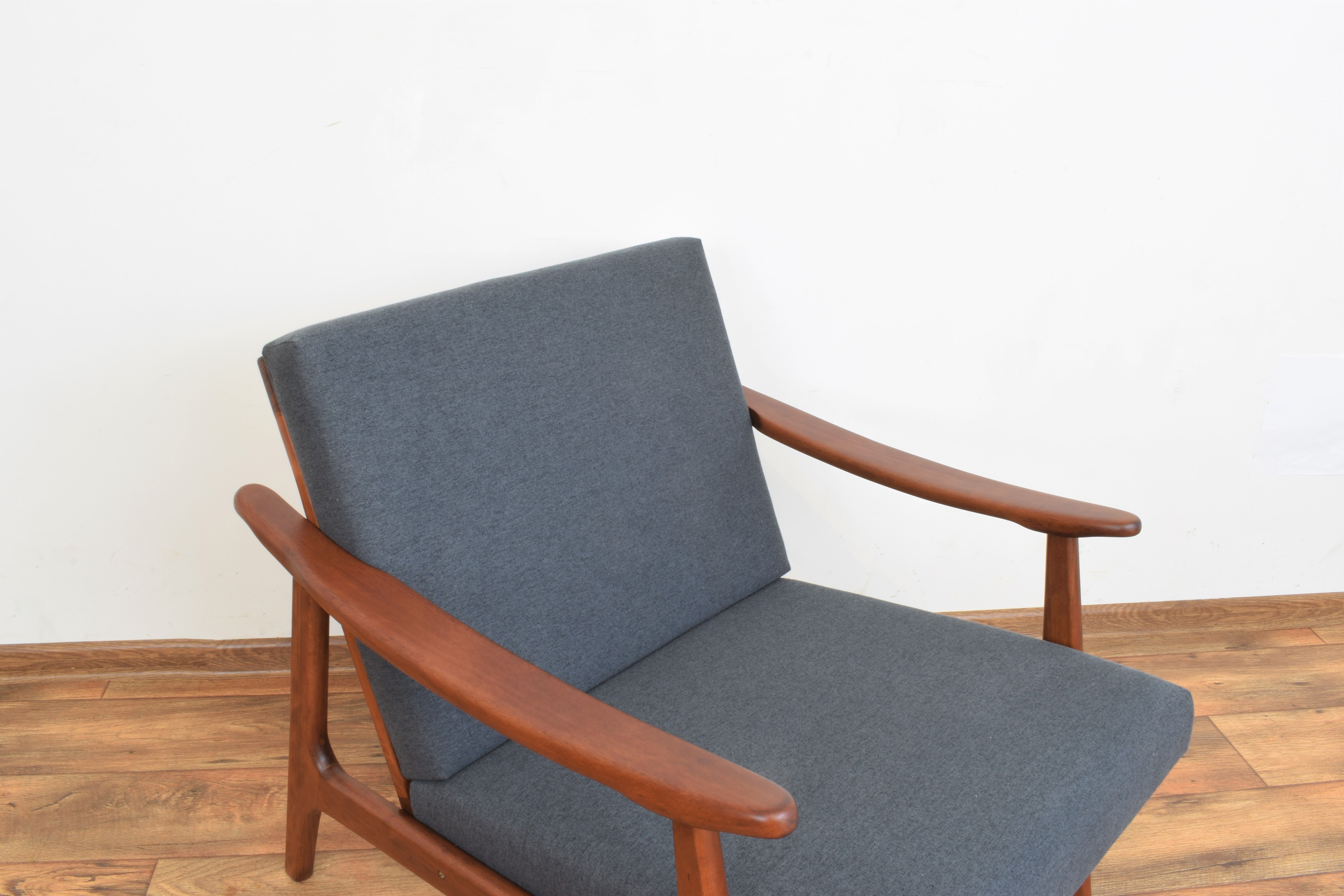 Polish Lounge Chairs, Set of 2.