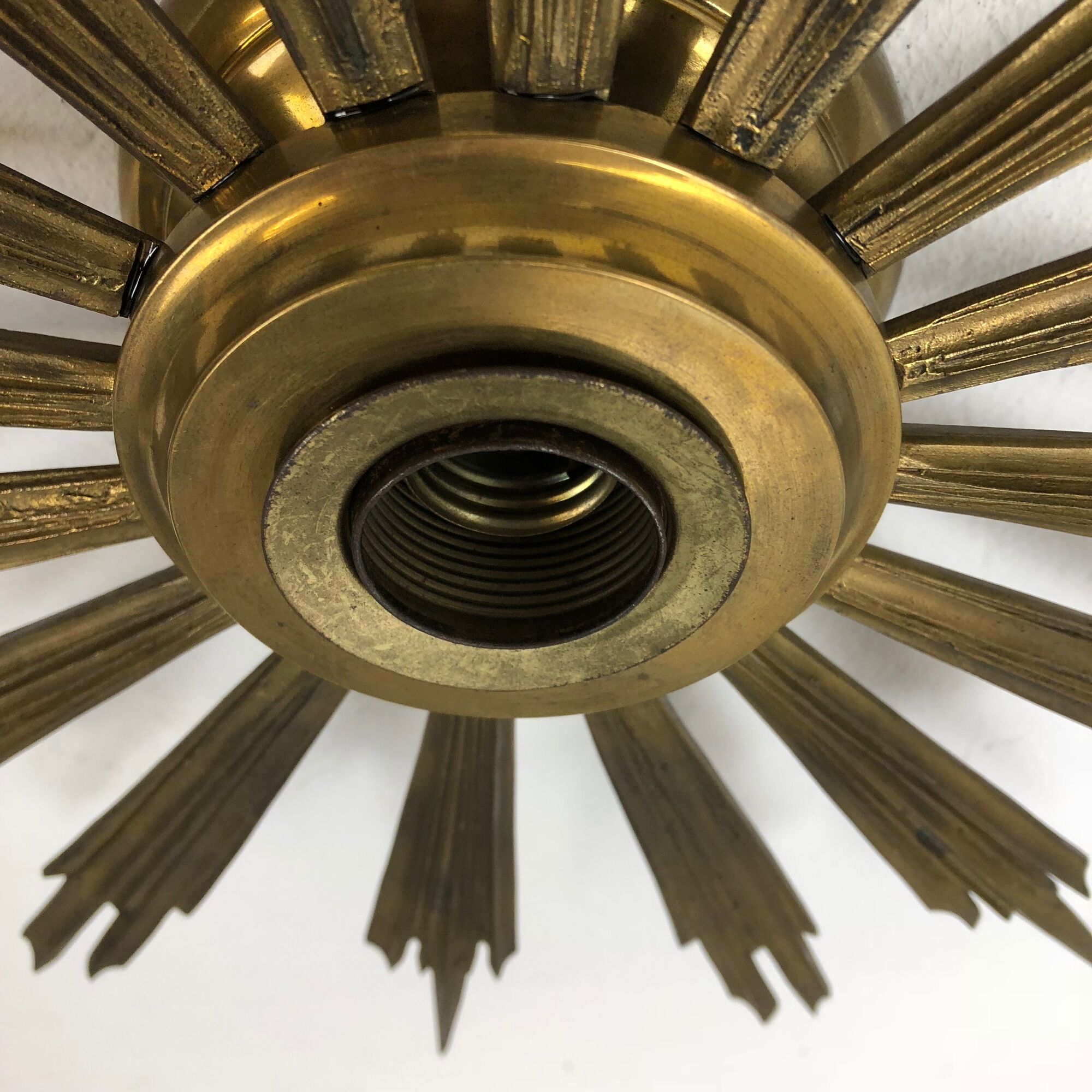 Applique soleil fabriqué en Italie dans les années 50