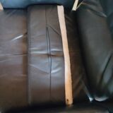 Leather club armchair from the Roset brand