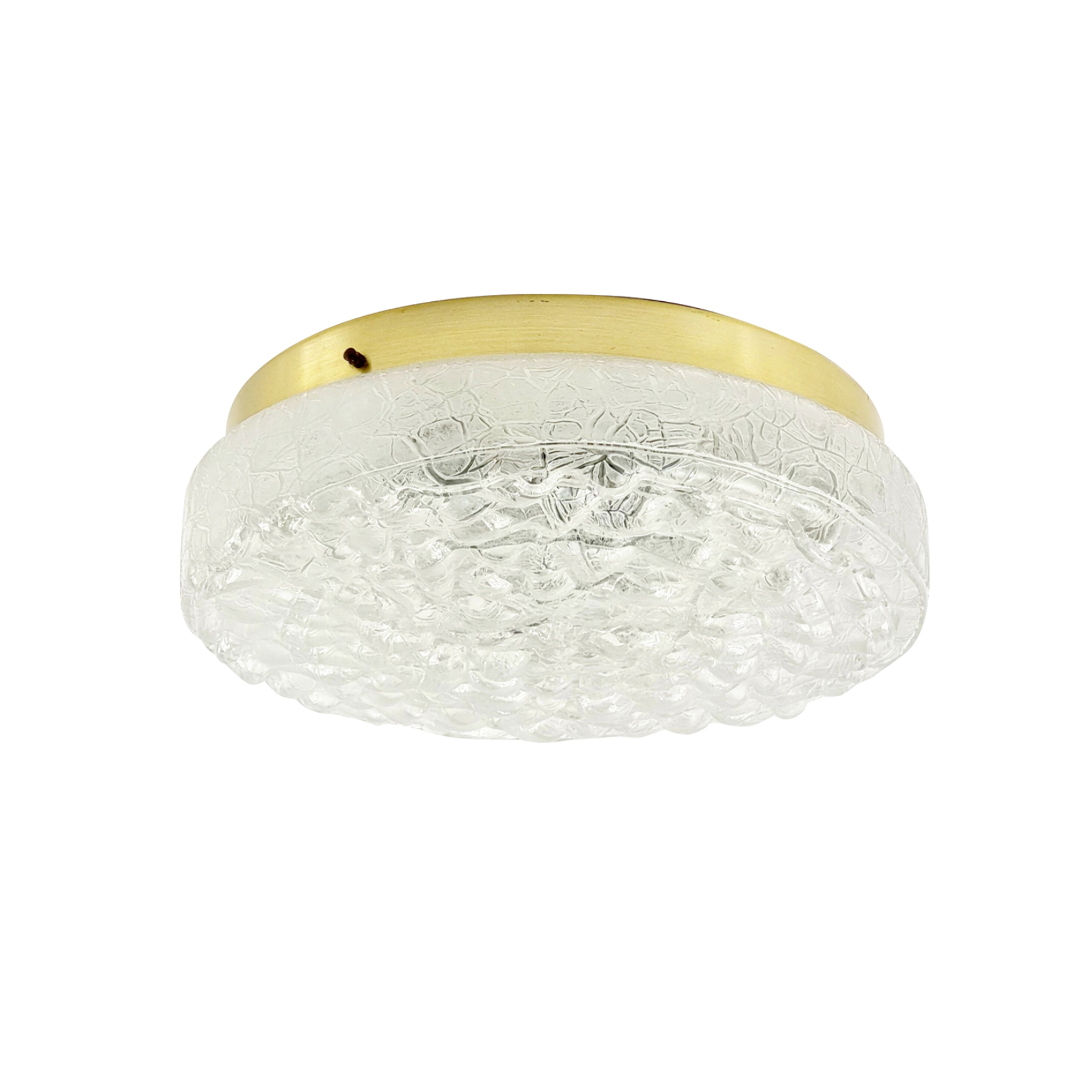 Paire de grands plafonniers en verre de glace Murano de Doria, années 1960.