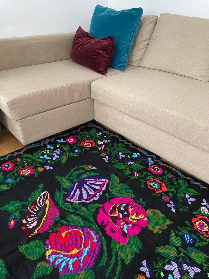 Handwoven Romanian rug with colorful bohemian floral design 294x146cm