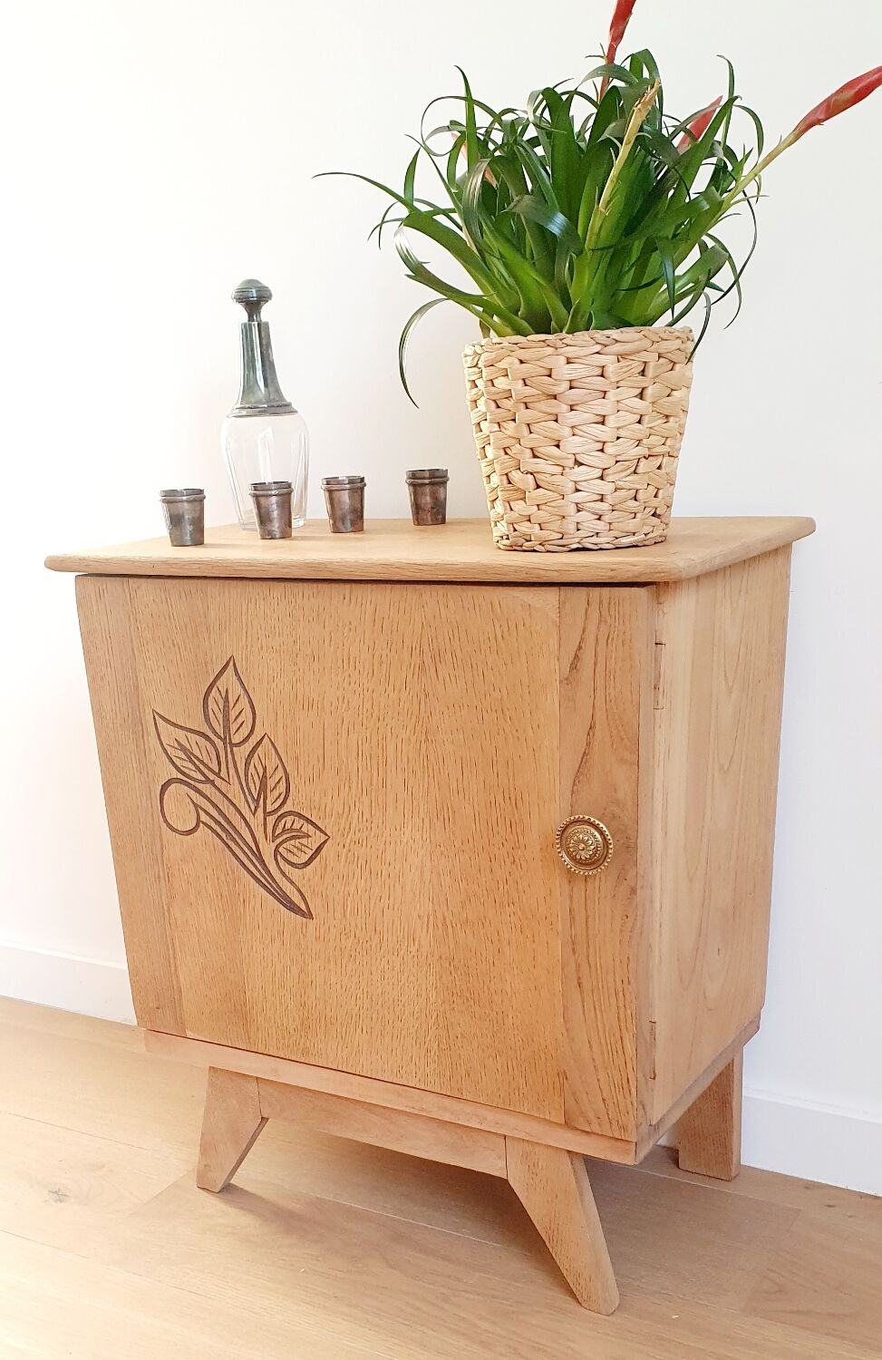 Furniture year 50 Scandinavian style