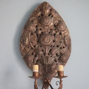 Paire d'appliques laiton repoussé motifs florales, lampe murale, applique
