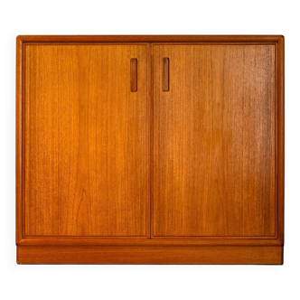 Buffet Dyrlund in teak