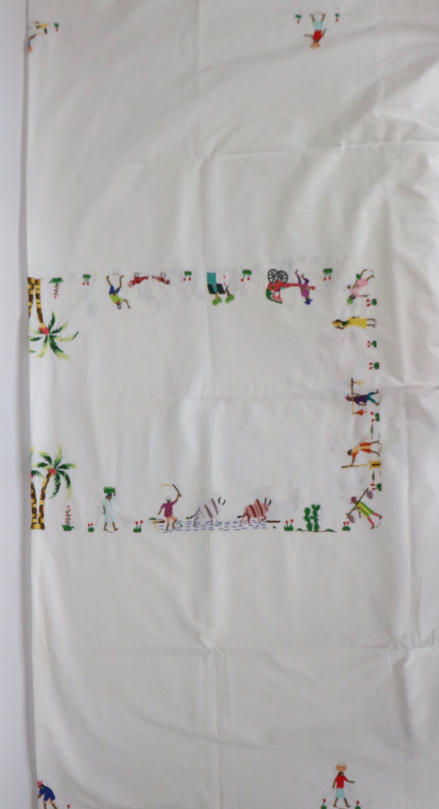 Tavaglia with peasant embroidery