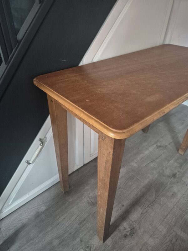 table d'appoint desserte ou a manger pour petit espace vintage