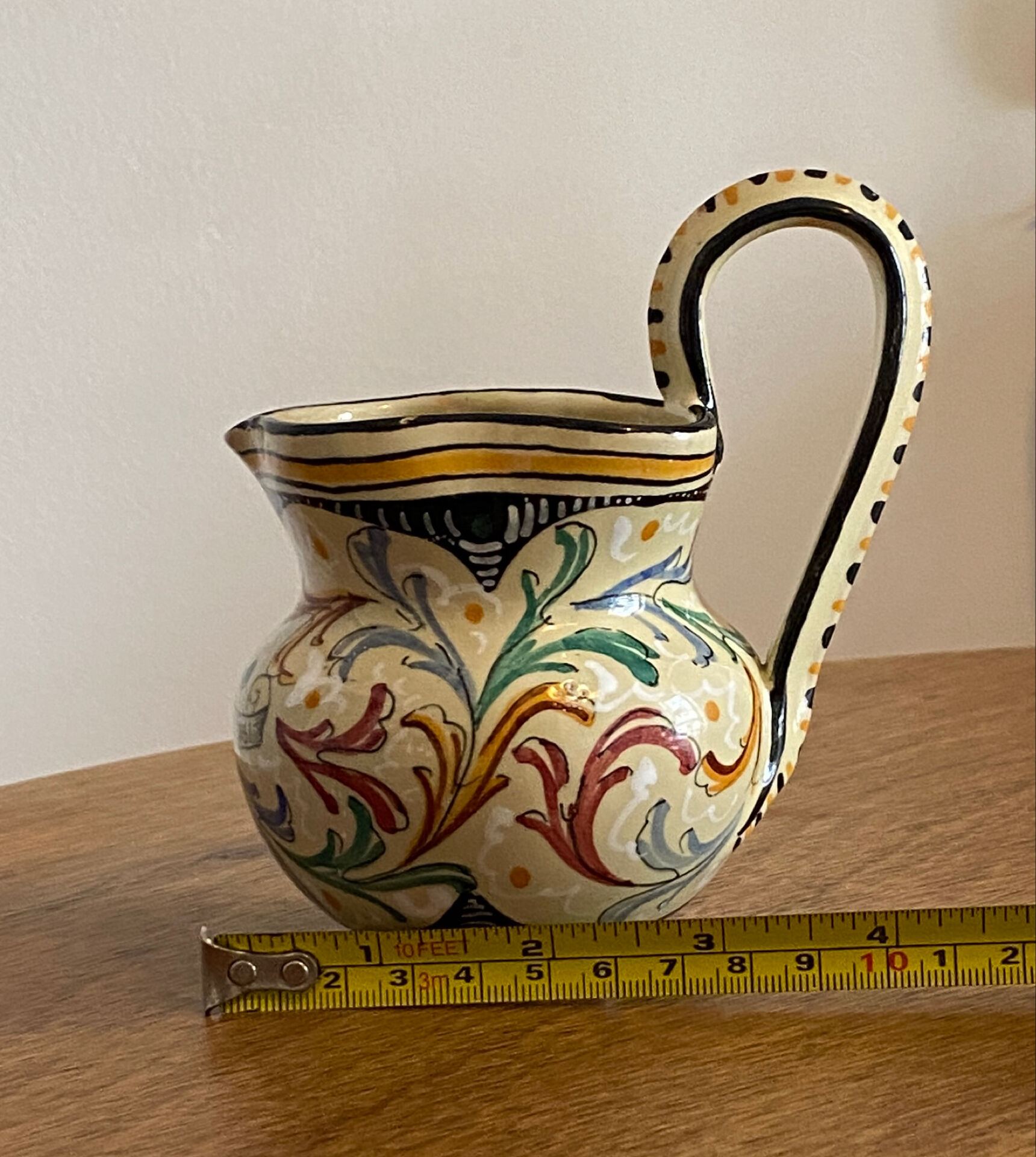 Small earthenware jug from Faenza, hand-painted Ca Pirota.