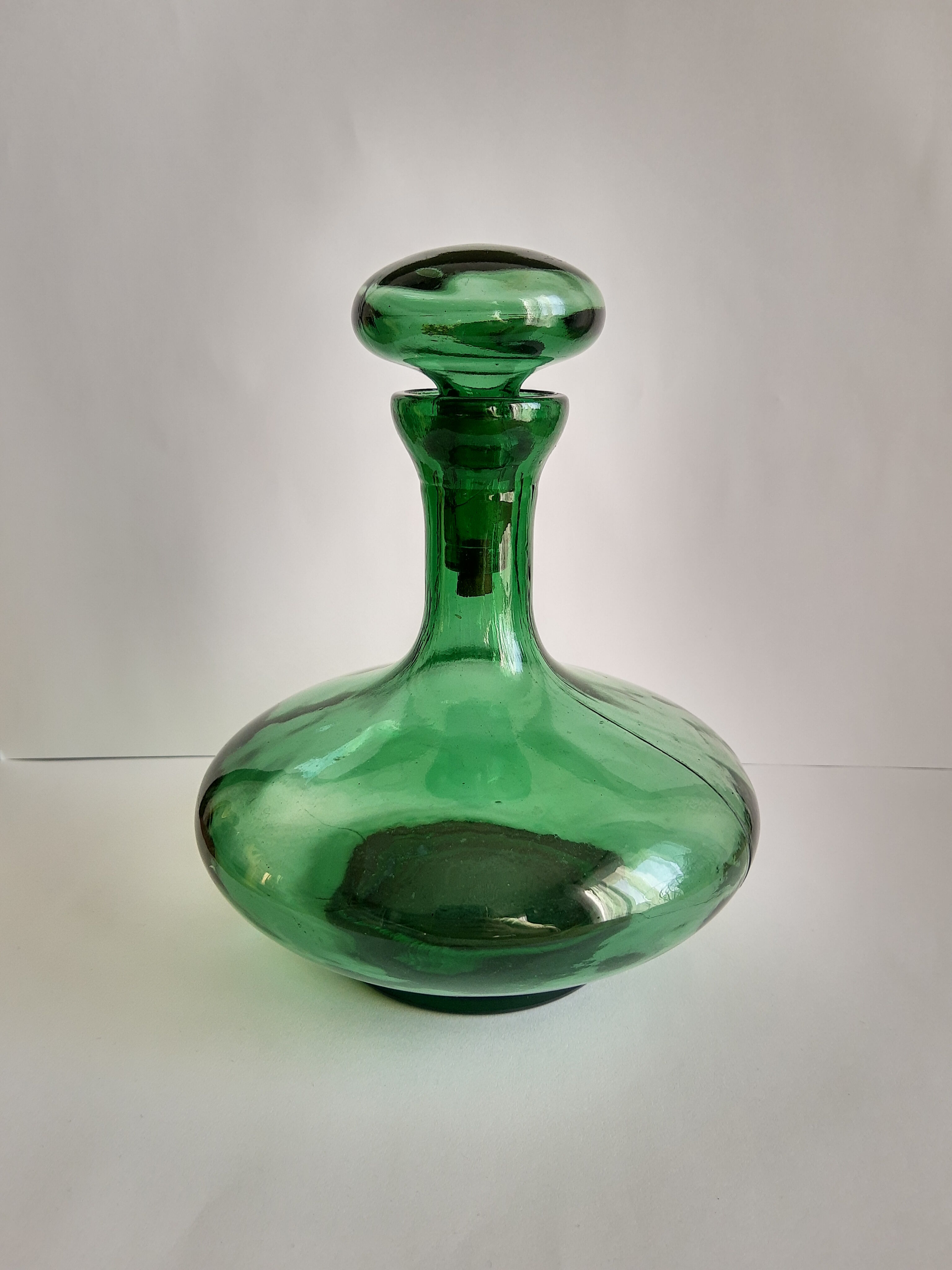 Carafe bouteille en verre, verte made in italy