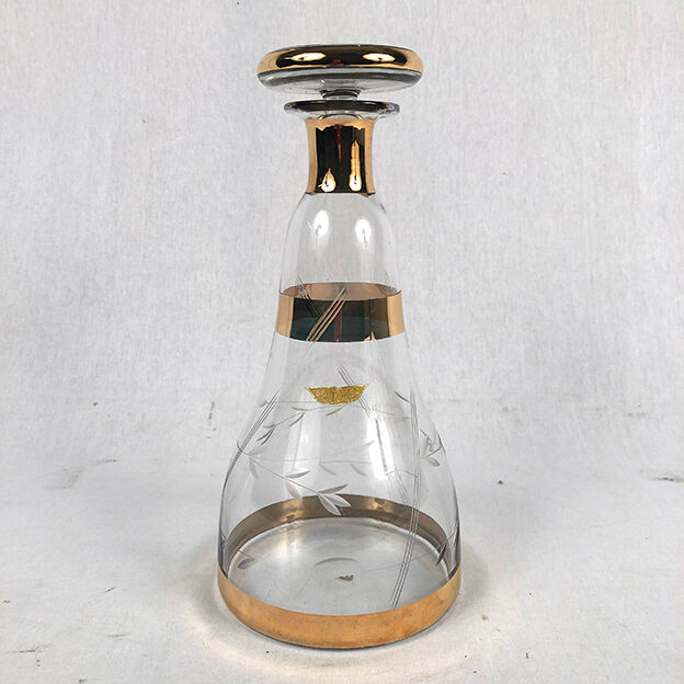 Schneider carafe cut glass and gold nets