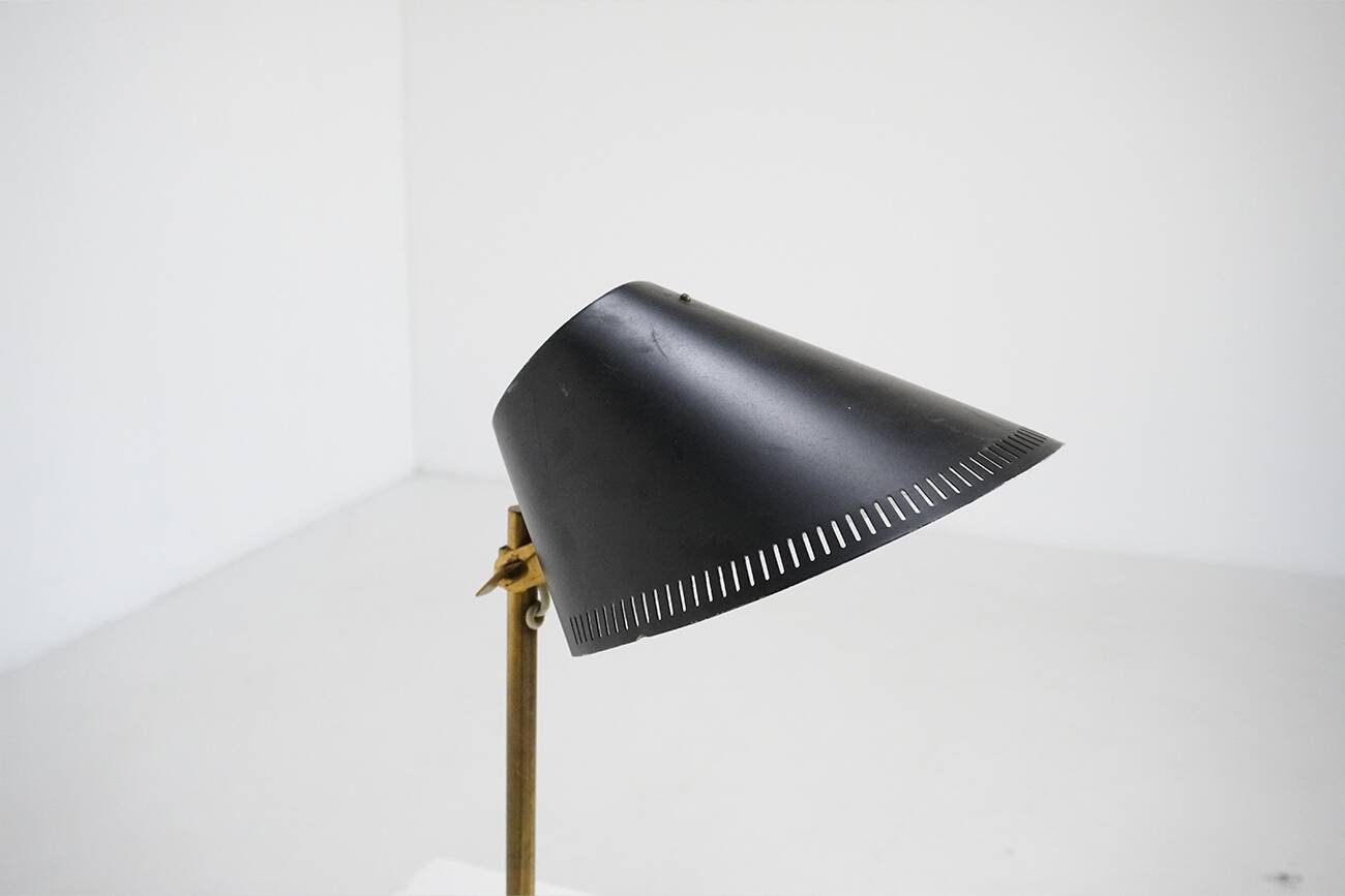 Model 9227 table lamp by Paavo Tynell for Idman, 1950s