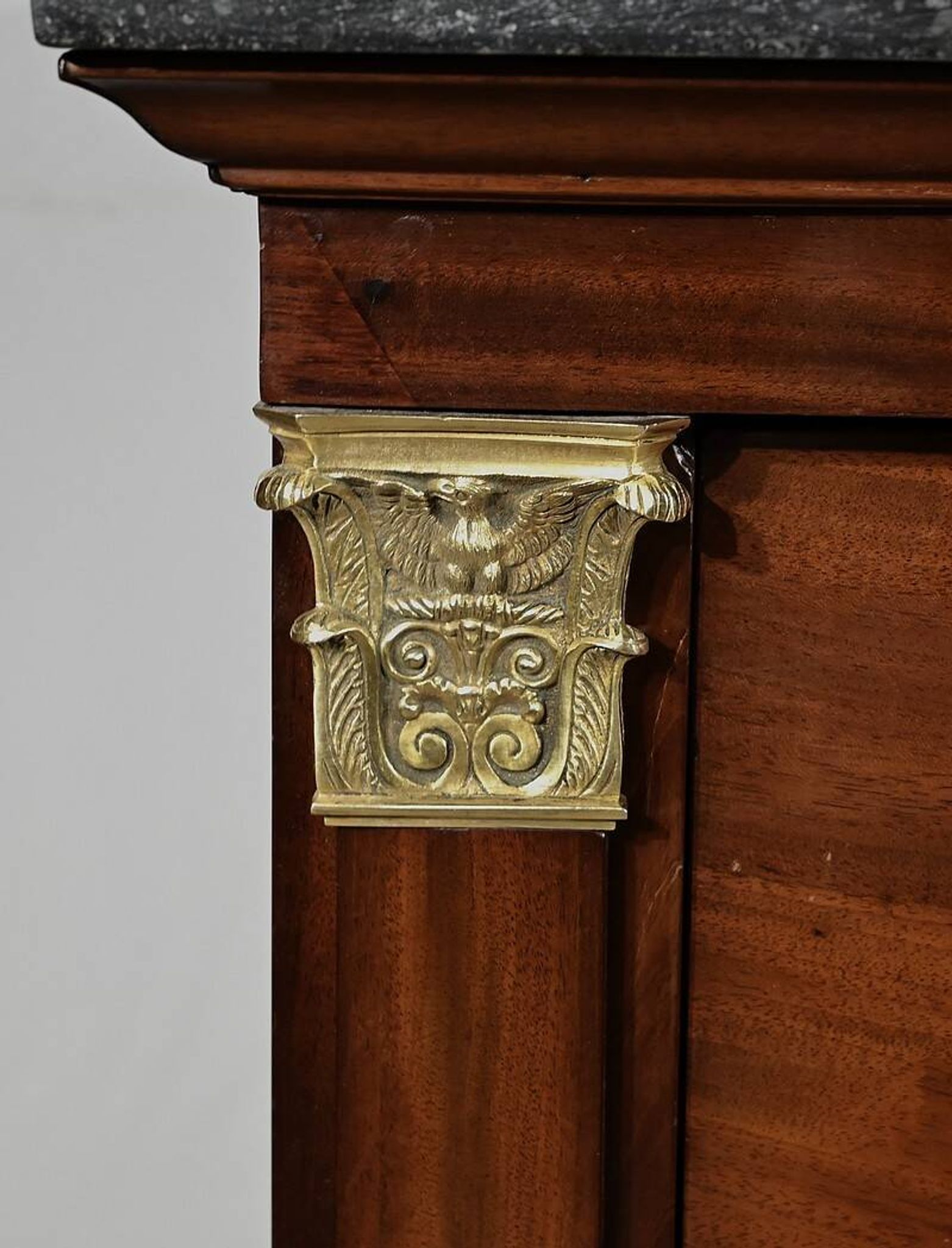 Commode en acajou, époque « Retour d’Égypte », début XIXème