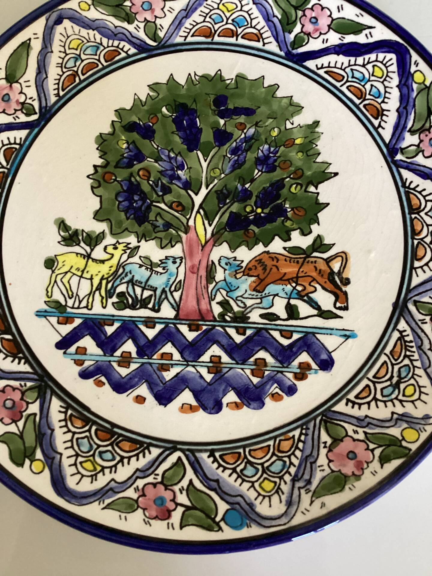 Wall plate Armenian pottery from Jerusalem: tree of life
