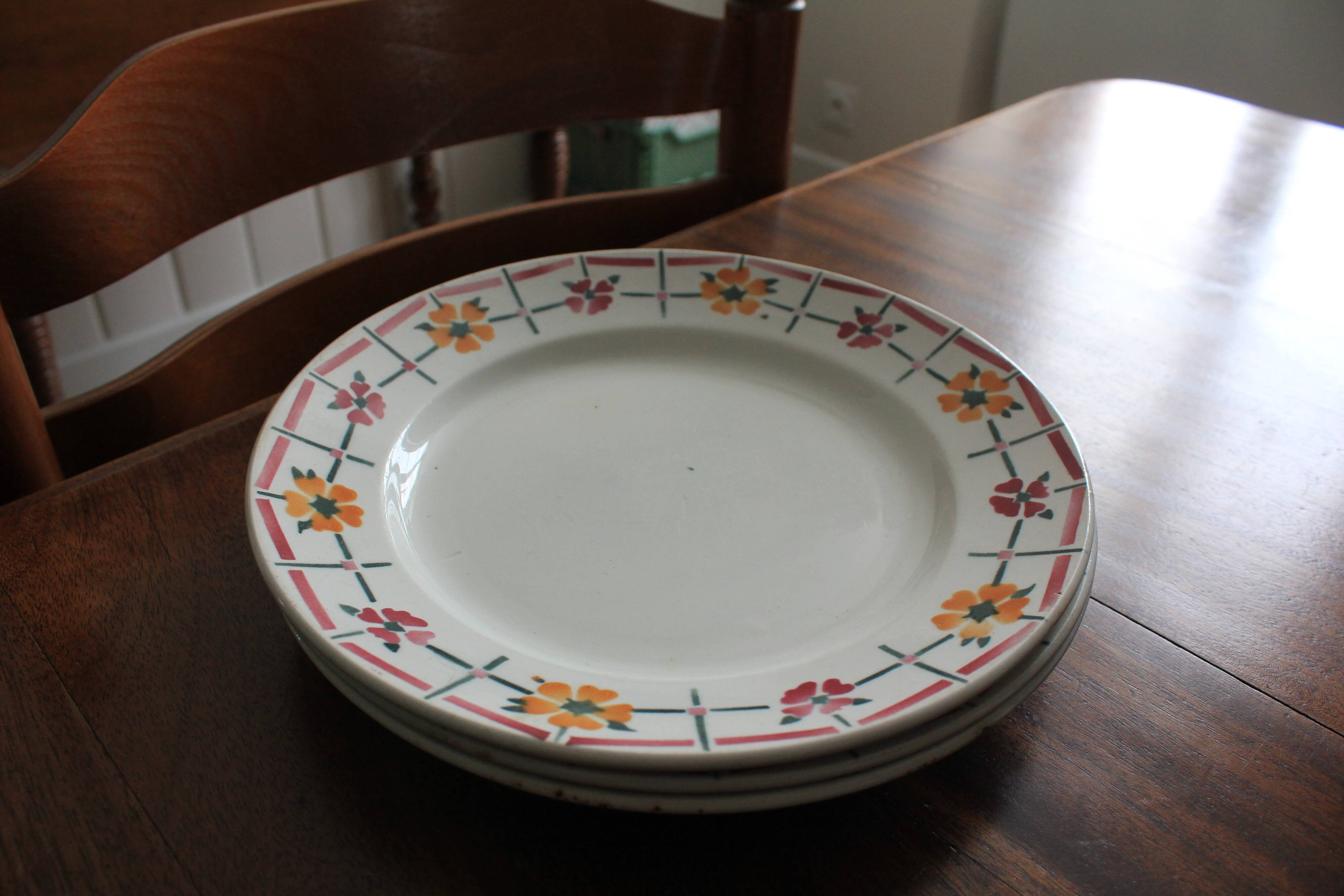 Set of 3 flat plates Céranord St Amand