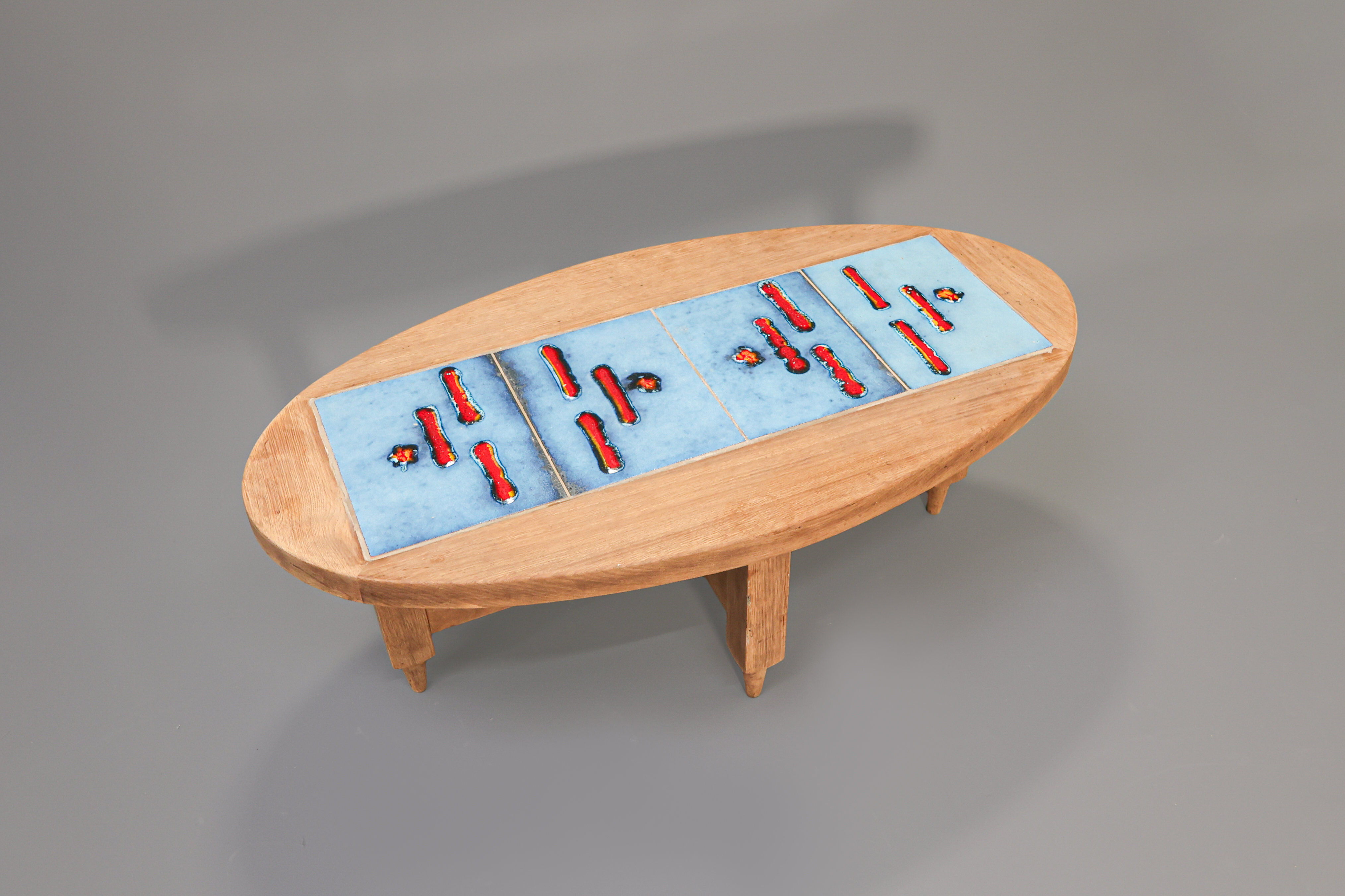 Oak and tile coffee table by Guillerme et Chambron for Votre Maison, 1970s.