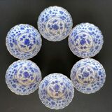 6 blue and white ceramic cups