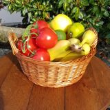 Round wicker basket
