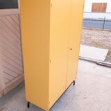 Armoire d'école