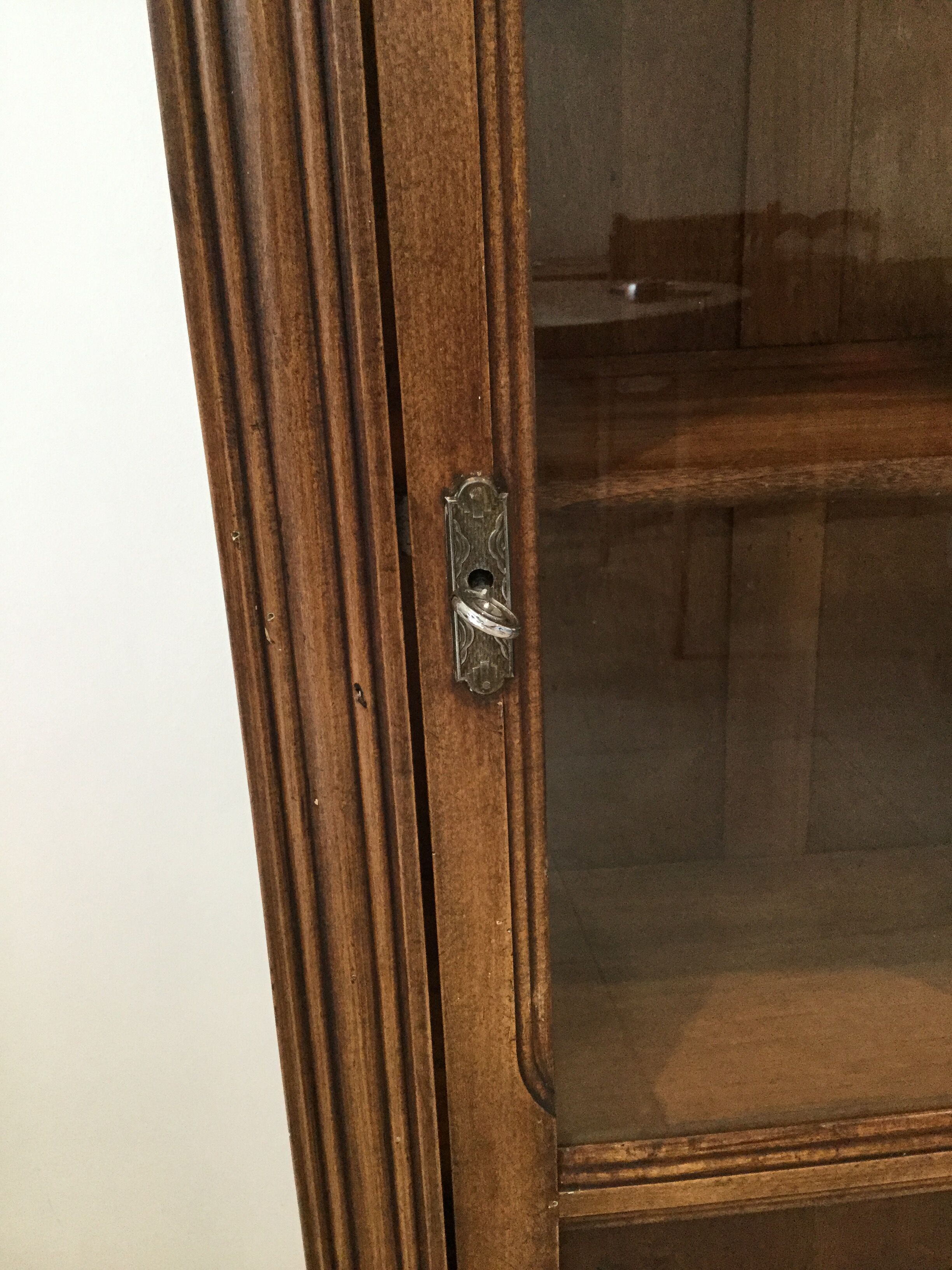 Armoire parisienne vitrée une porte