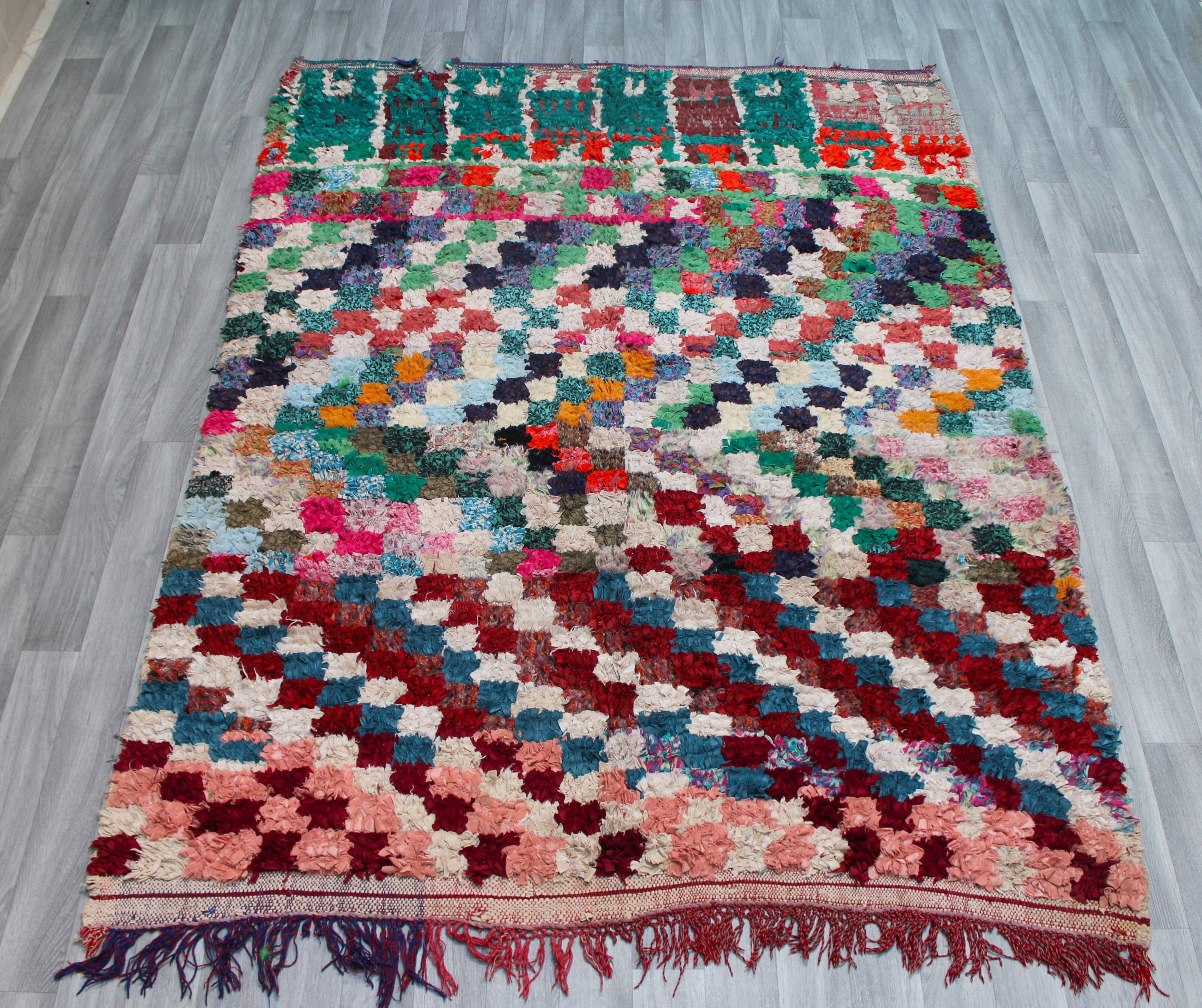 Moroccan rug, Boucherouite, Berber boucherouite carpet,boucherouite Moroccan berber carpet.