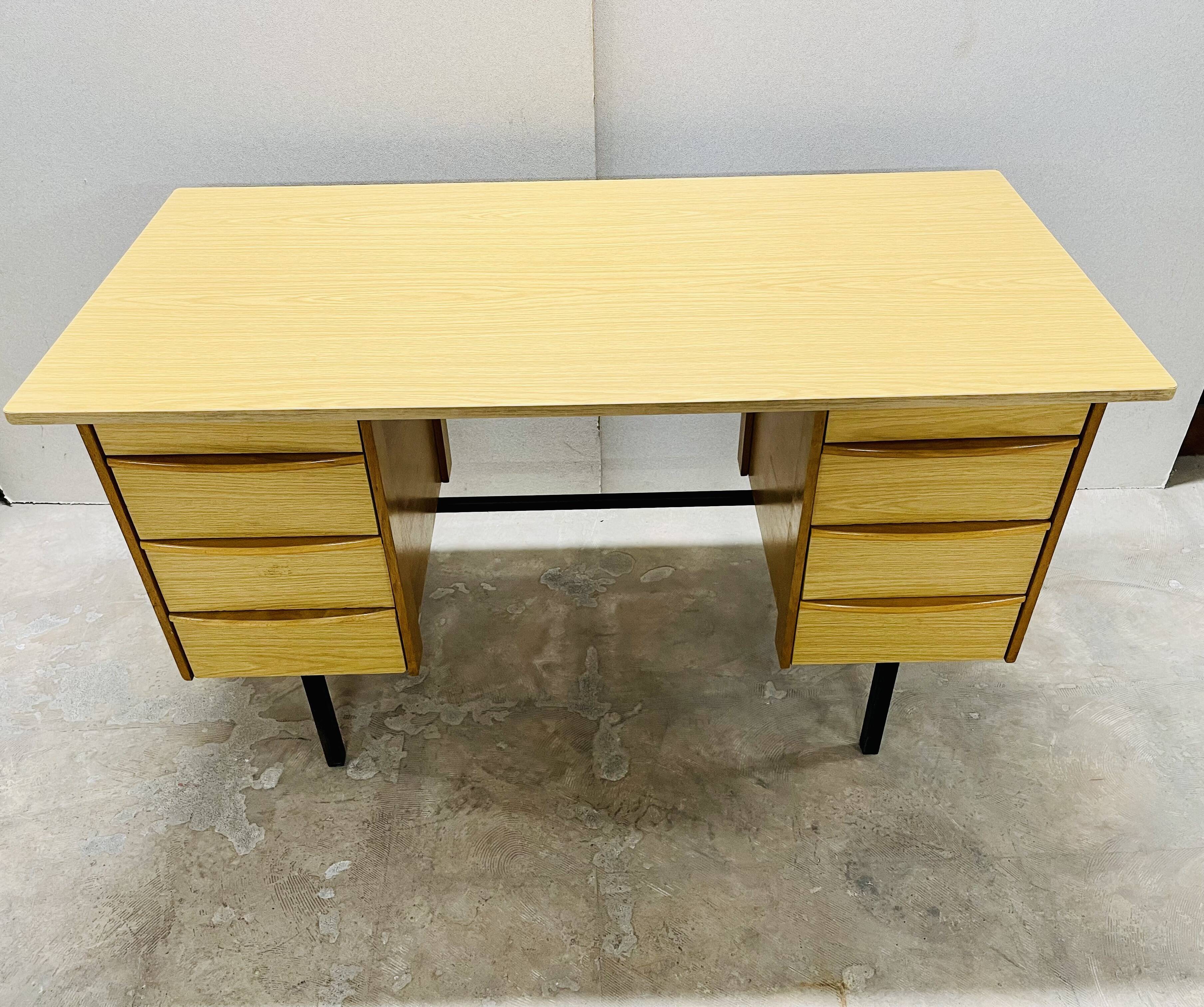 Formica desk