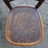 Set of 4 mismatched bistro chairs, 1900 to 1930 with wooden seats, Thonet, Baumann