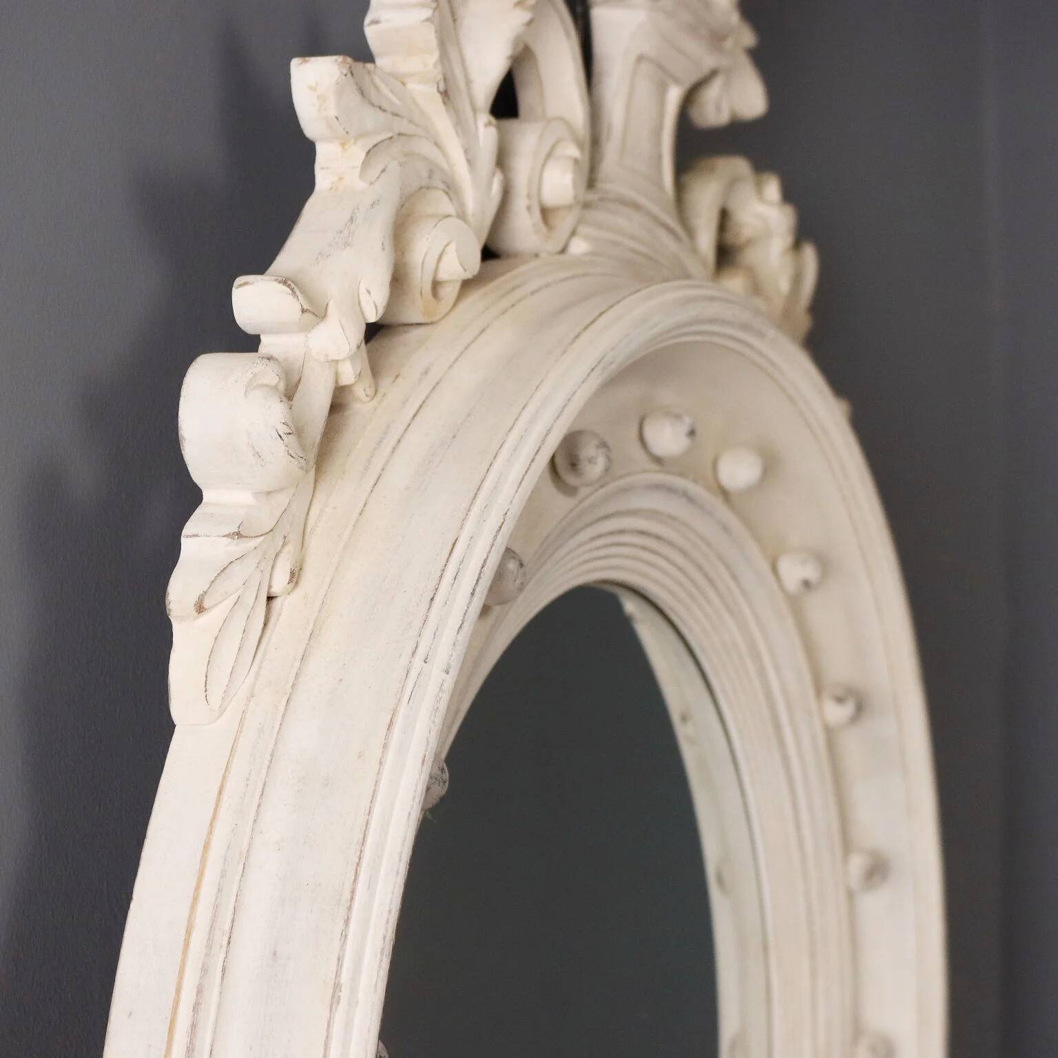 Antique Regency mirror in gilded wood, Italy, early 20th century.