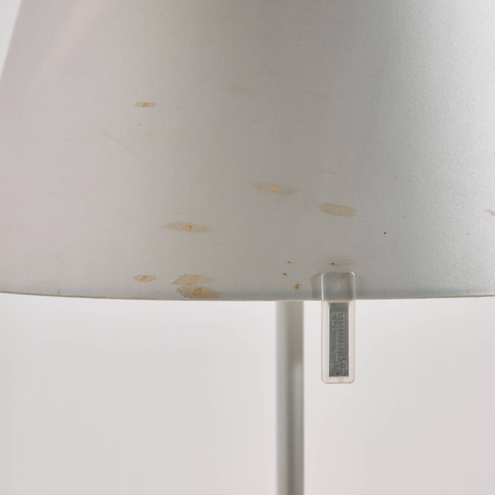 Melampo table lamp by Adrien Gardère for Artemide