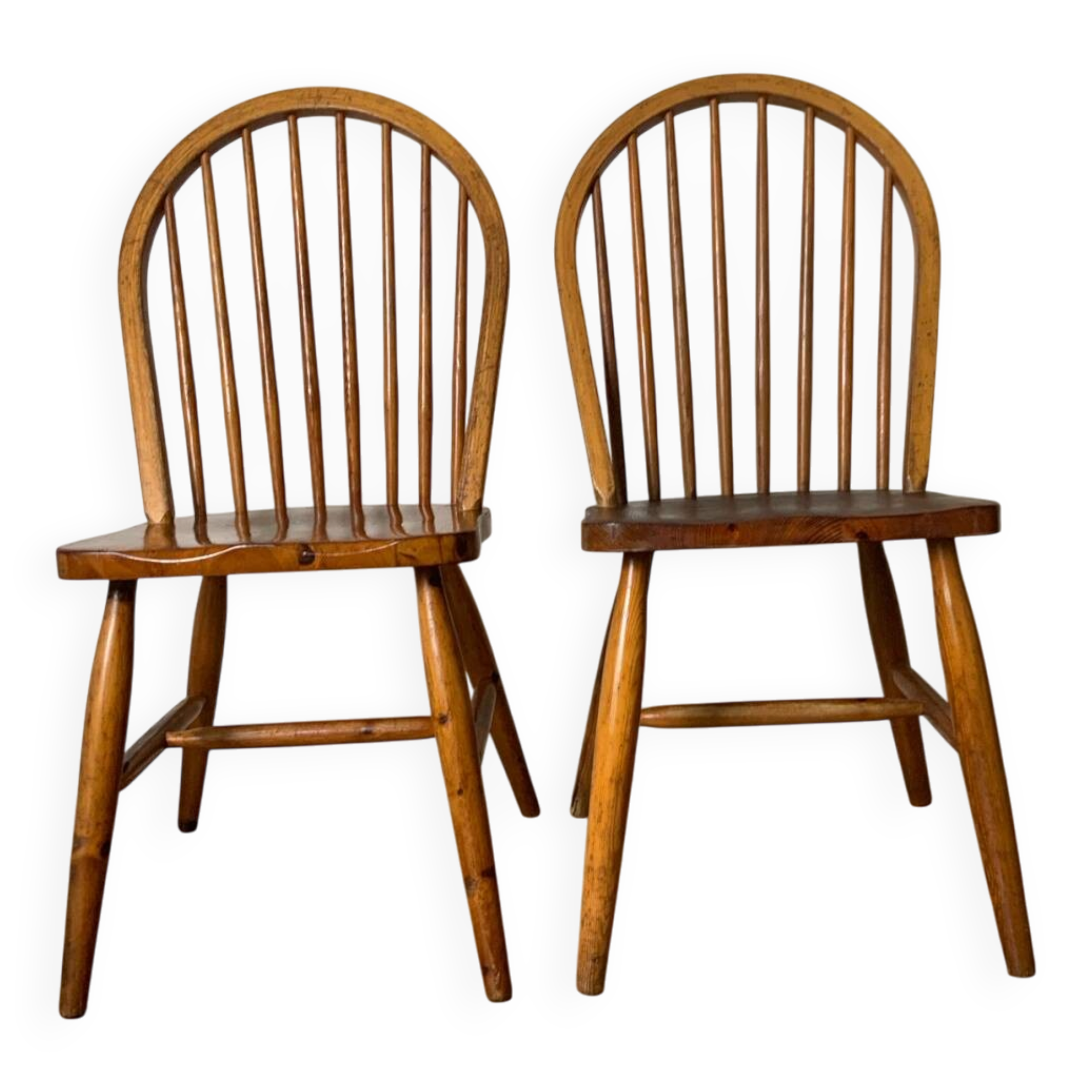 Paire de chaises anglaises en pin