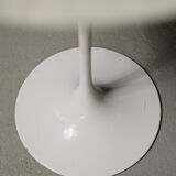 Eero Saarinen pedestal table, Knoll International, circa 1970