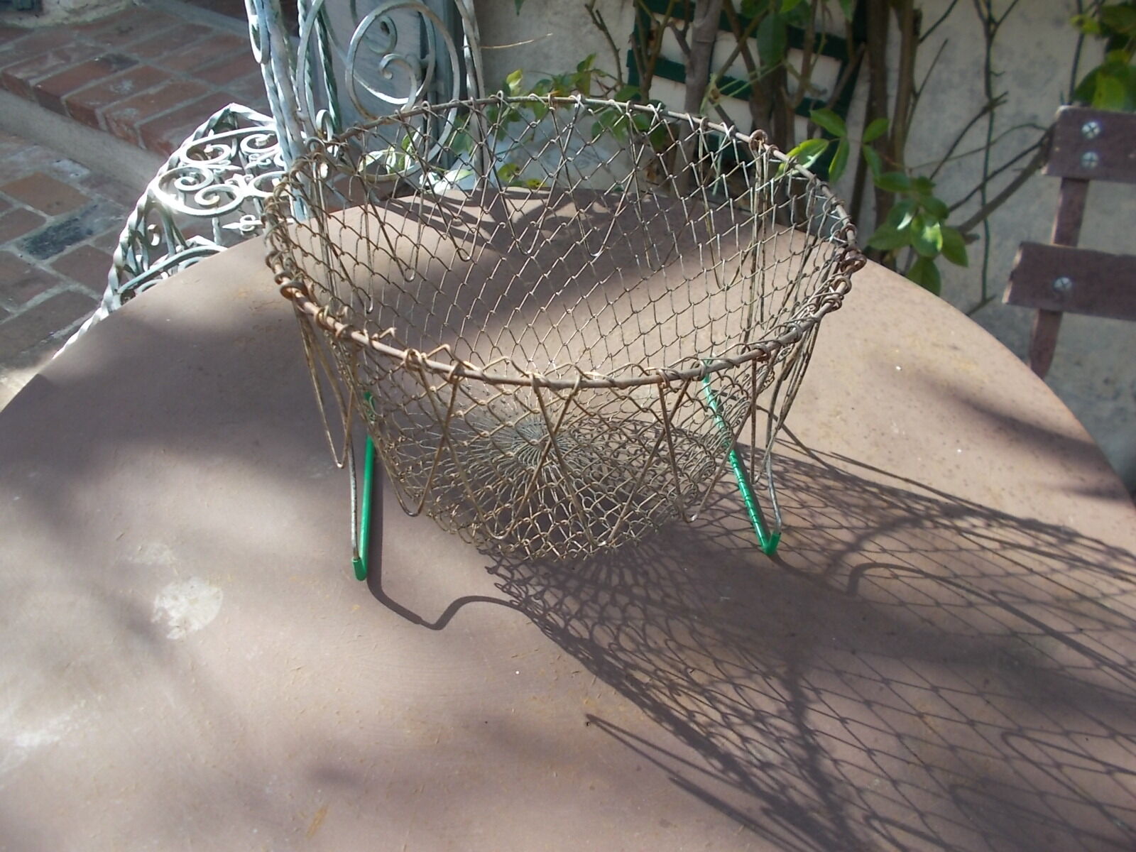 Panier en fil métallique