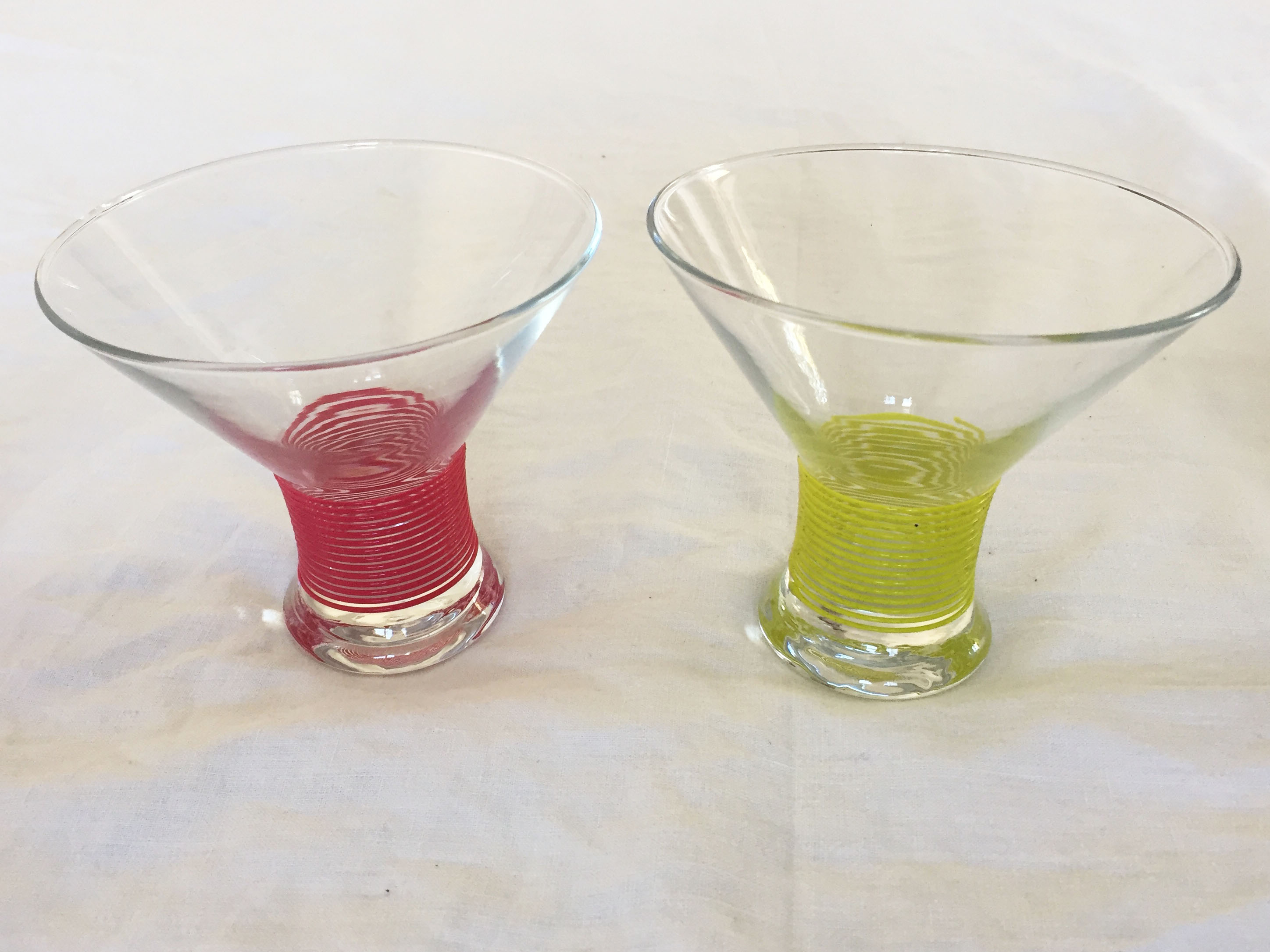 Set of 7 ice cream bowls