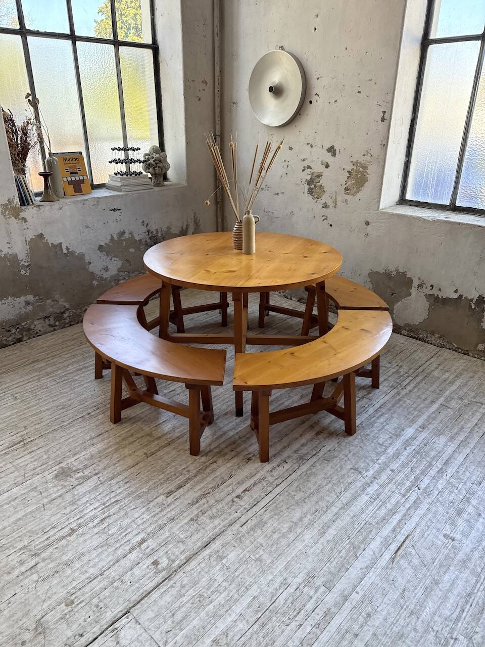 Set of round table and 4 rounded benches, 1950
