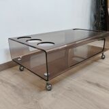 Rolling bar coffee table in vintage plexiglass 70s
