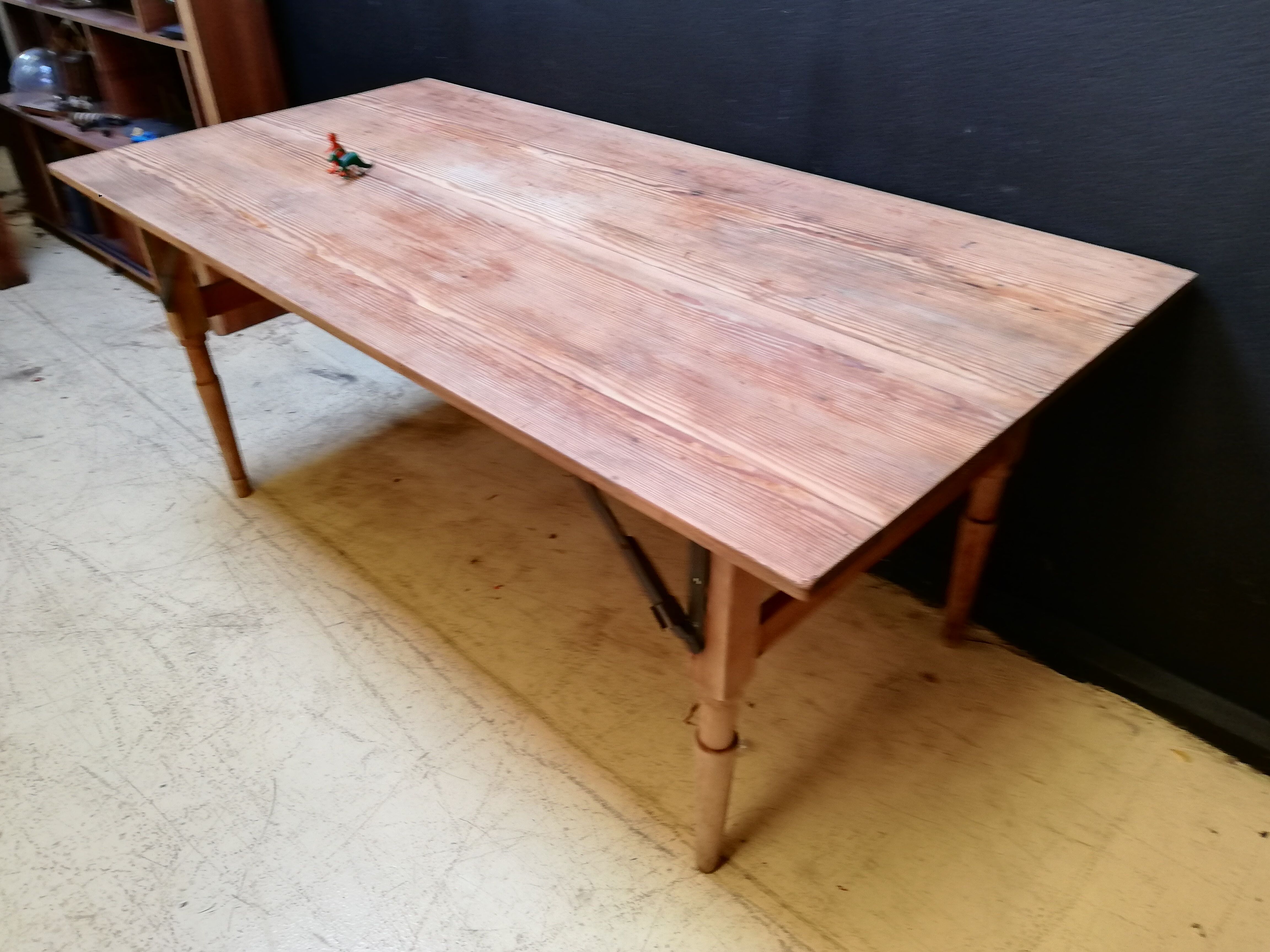 Folding table in wood brewery-guinguette, 6/8 cutlery
