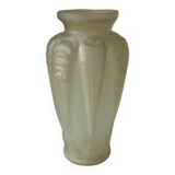 Vase art deco en verre moule pressé signé espaivet annees 1930 art deco