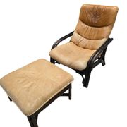 Vintage camel leather lounge chair with ottoman – wooden frame – 1970s