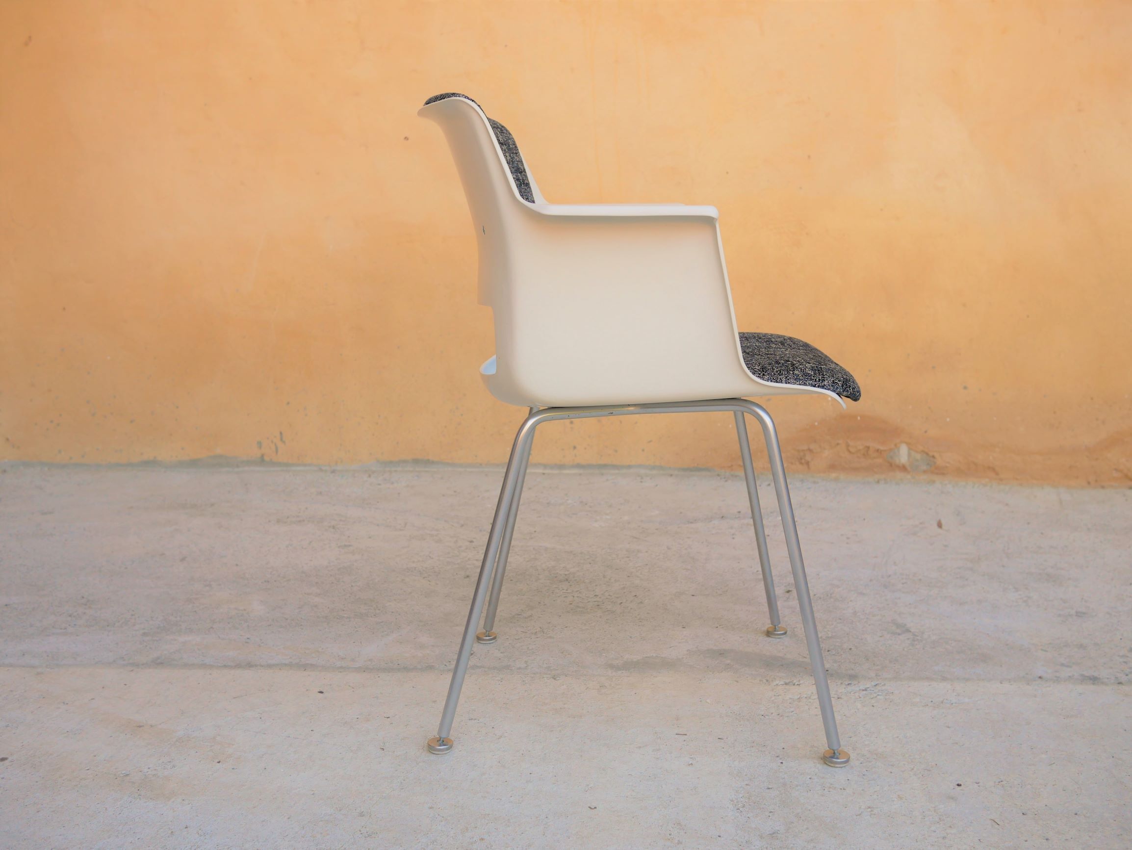 Vintage chair by A. R. Cordemeyer for Gispen Editions