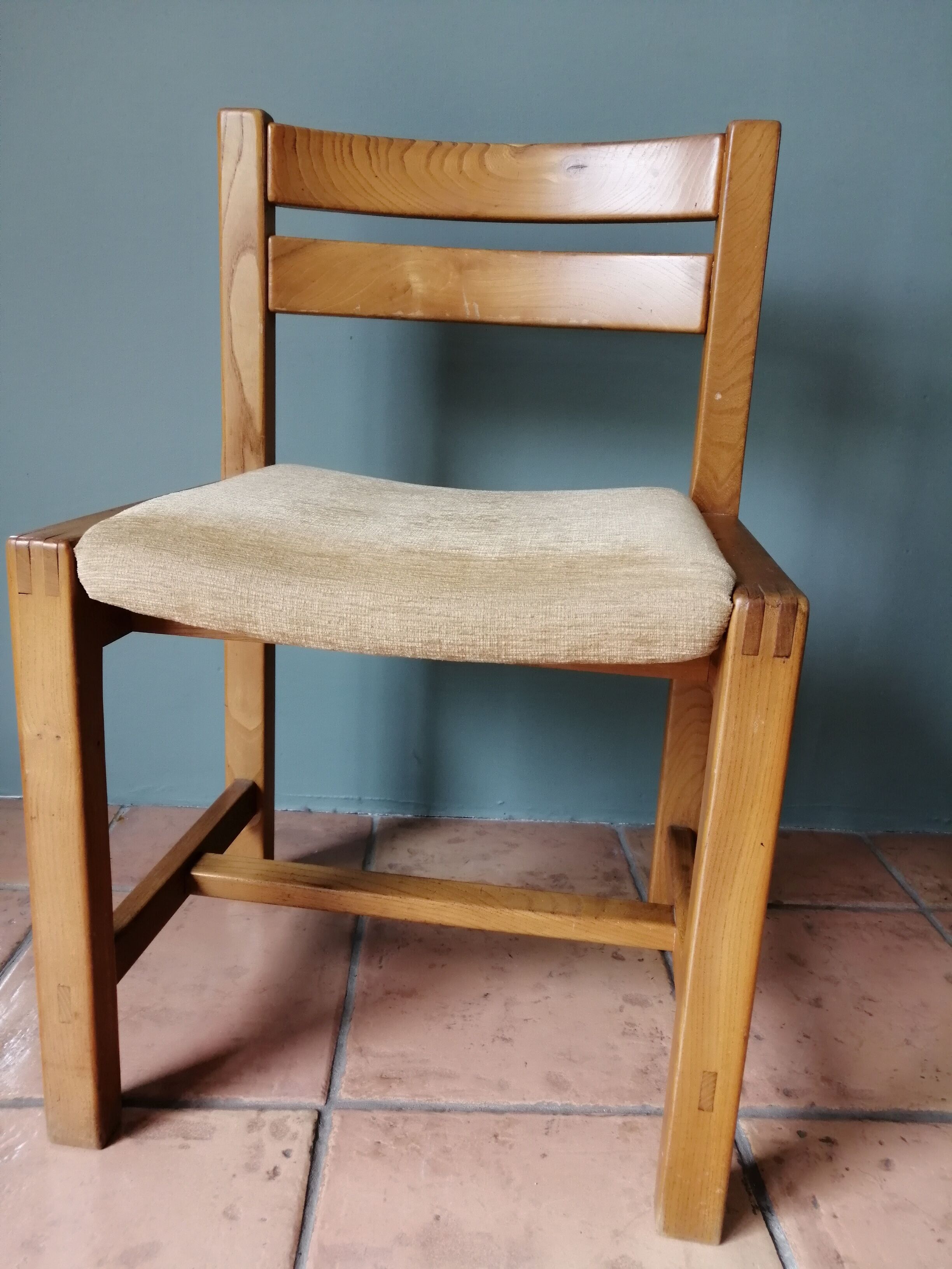 4 homemade chairs Regain