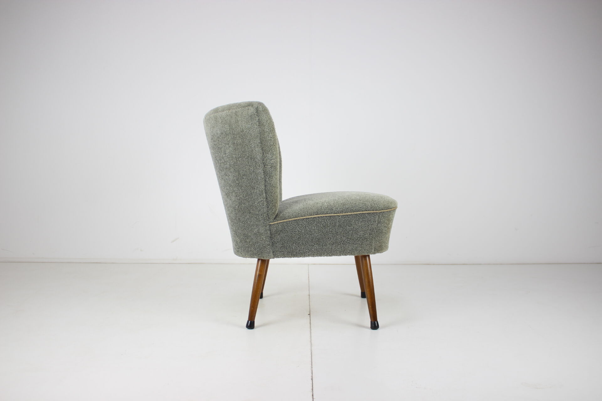 Mid-century armchair, 1960