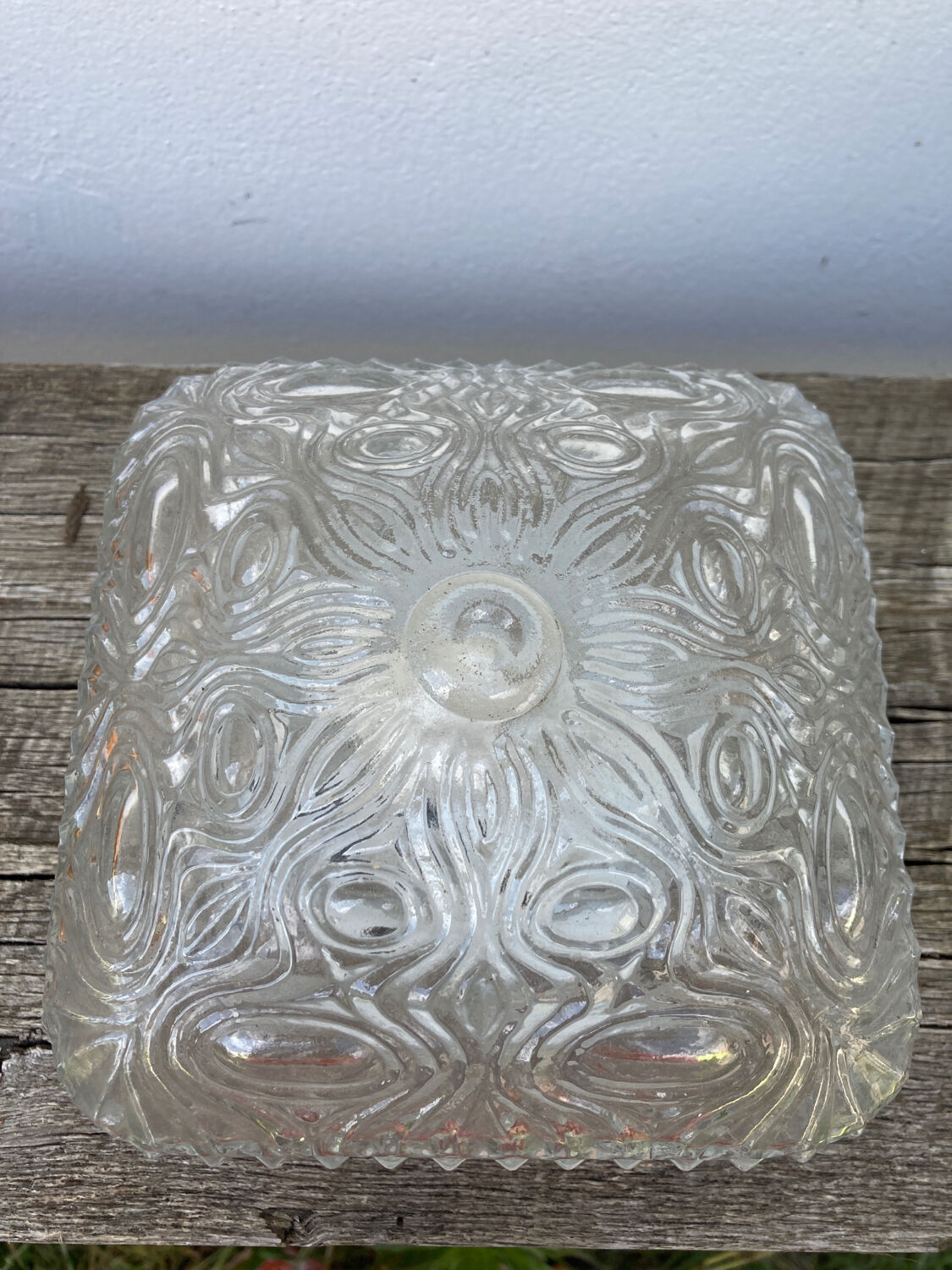 Square wall lamp in vintage transparent glass