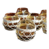Ensemble de verres ambré avec vannerie